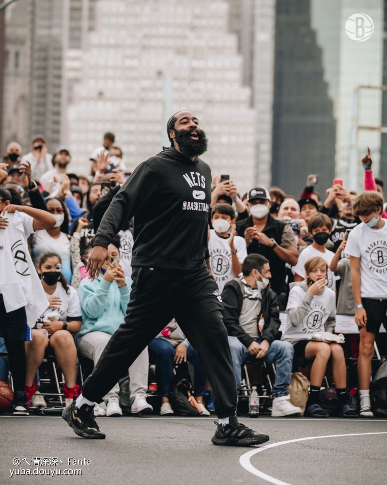 里昂训练开放日；国际比赛日官宣签约引欢呼；欧超杯在即；赛程密集仍需轮换(欧冠比赛结果一览表)-开云kaiyun链接